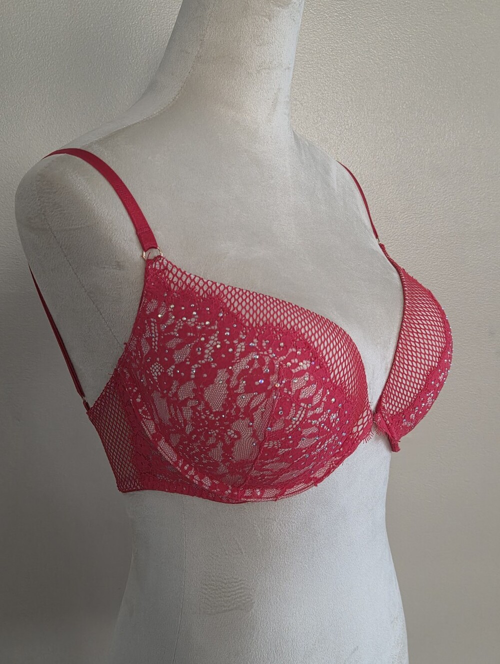 Victoria's Secret Very Sexy Red Lace & Mesh Push-Up Bra